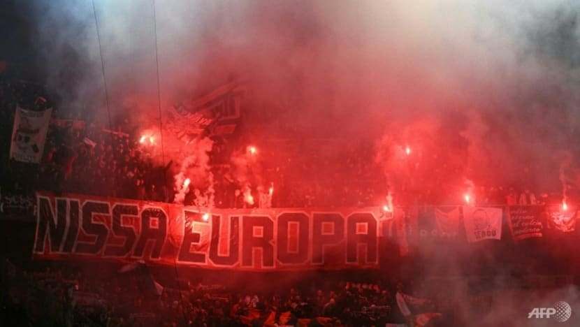 France bans Basel football fans from Nice to prevent clashes France bans Basel football fans from Nice to prevent clashes