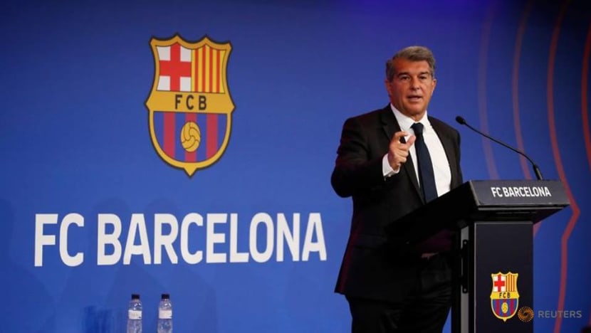 Soccer-Barcelona won't say sorry for Super League, not worried by threat of sanctions Soccer-Barcelona won't say sorry for Super League, not worried by threat of sanctions