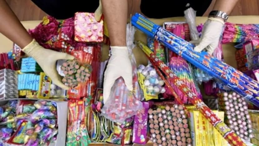 Hanya 36 jenis bunga api dibenarkan dijual secara umum di M'sia sempena Hari Raya Hanya 36 jenis bunga api dibenarkan dijual secara umum di M'sia sempena Hari Raya