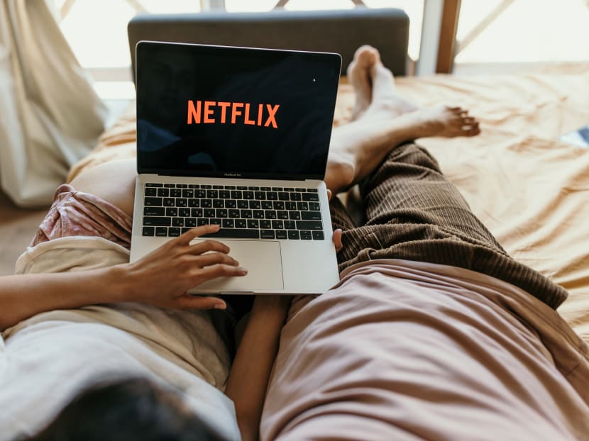 Binge watching co outlet to