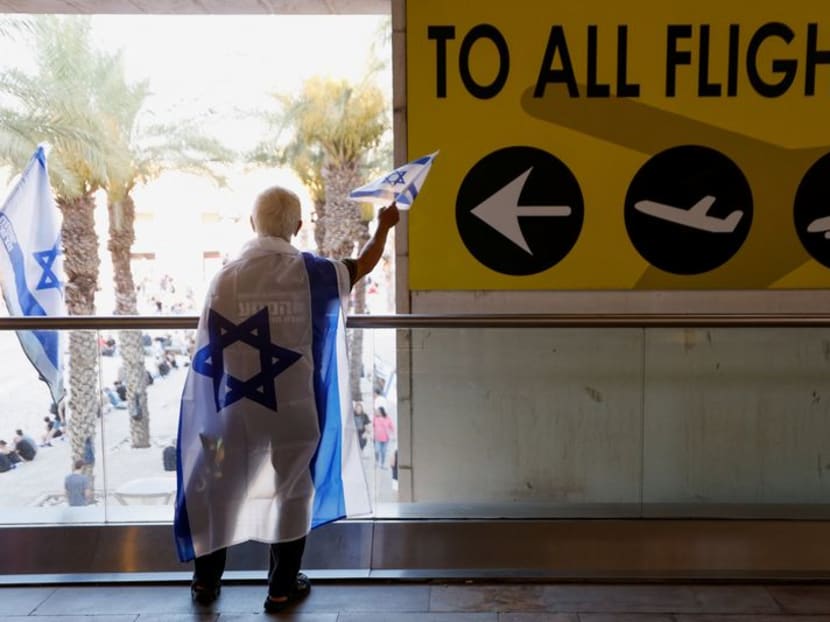 2023 10 08t213503z 1 lynxmpej970di rtroptp 3 israel politics judiciary protests airport