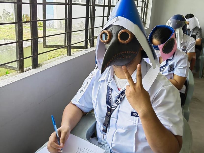 #trending: Creative ‘anti-cheating’ hats by university students in Philippines go viral #trending: Creative ‘anti-cheating’ hats by university students in Philippines go viral