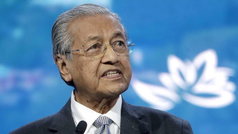 Malaysia PM Mahathir defends remarks deemed anti-Semitic, citing right to free speech