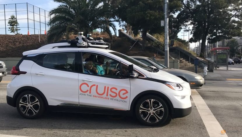 GM startup Cruise recalls and revises self-driving software after crash