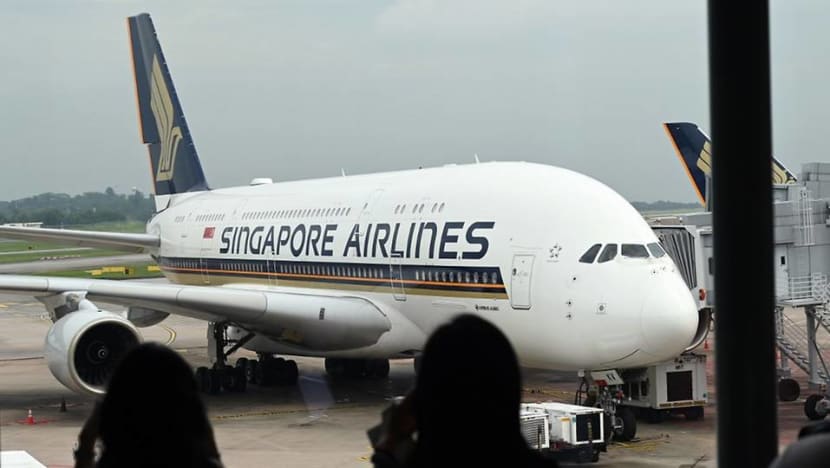 SIA, Cathay customers who no longer wish to fly after Singapore-Hong Kong air travel bubble deferment can request full refunds