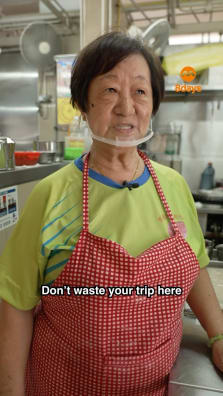 “Don’t waste your trip here!” says owner Loh Choon Huay, who asks customers to call in to pre-order before heading down.

📍Jalan Kukoh Teochew Kuehs
1 Jln Kukoh, #01-19/01-20,
Singapore 161001