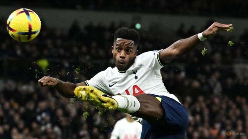 Tottenham's Sessegnon undergoes hamstring surgery
