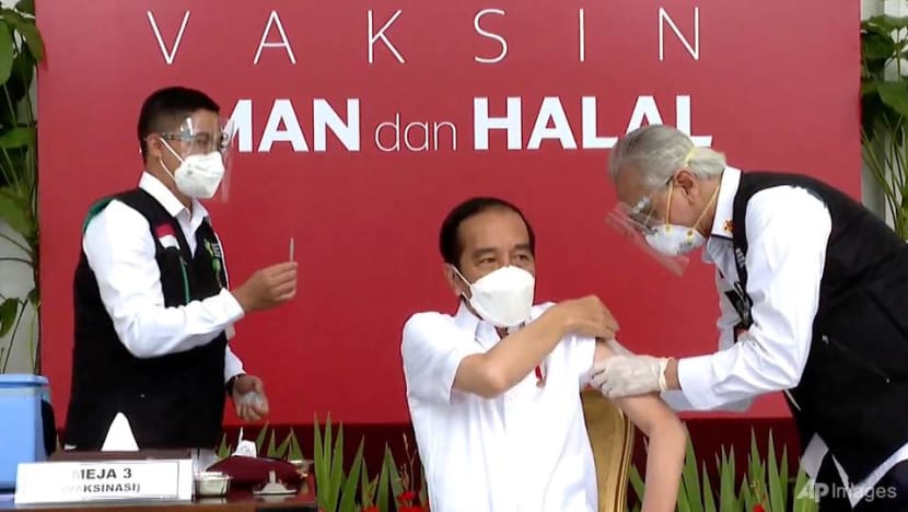 President Jokowi gets Sinovac jab to officially launch Indonesia's COVID-19 vaccination programme President Jokowi gets Sinovac jab to officially launch Indonesia's COVID-19 vaccination programme