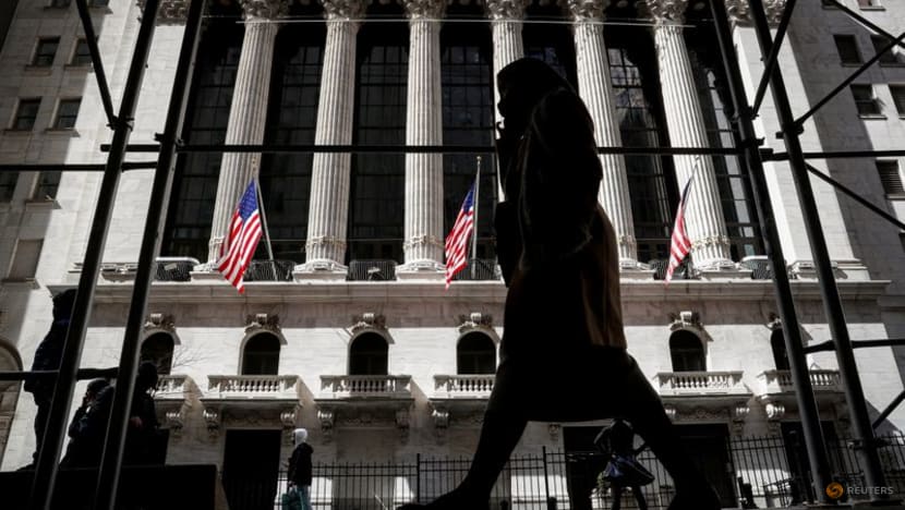 Global equities peak, Treasuries climb after Fed affirms taper plan Global equities peak, Treasuries climb after Fed affirms taper plan