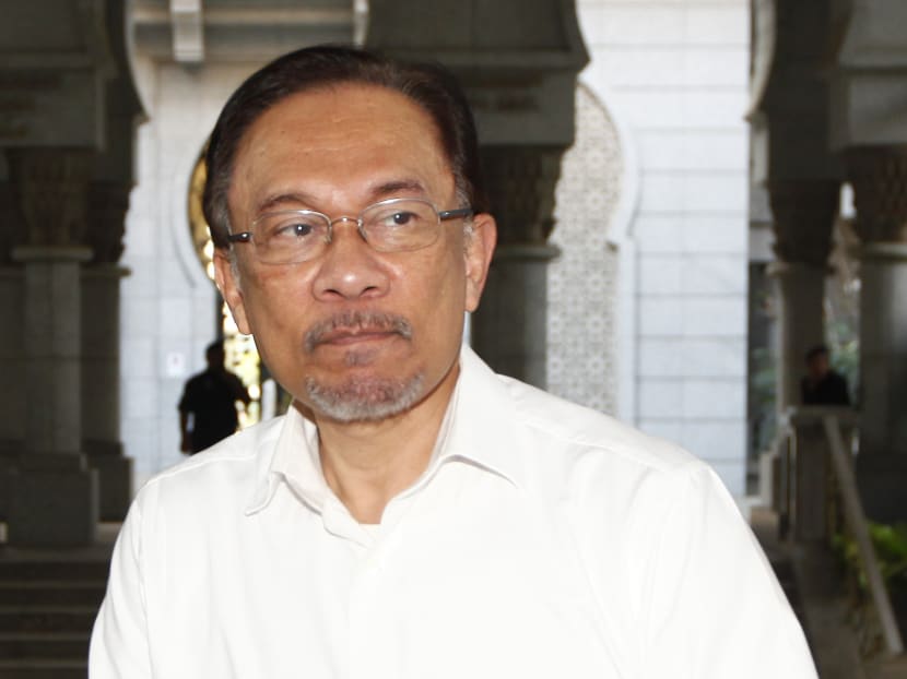 Anwar Ibrahim has said he expects Malaysia’s top court to dismiss his final appeal against a sodomy conviction next week and 
that he will be 
sent to prison 
for the second 
time in a decade. 
Photo: REUTERS