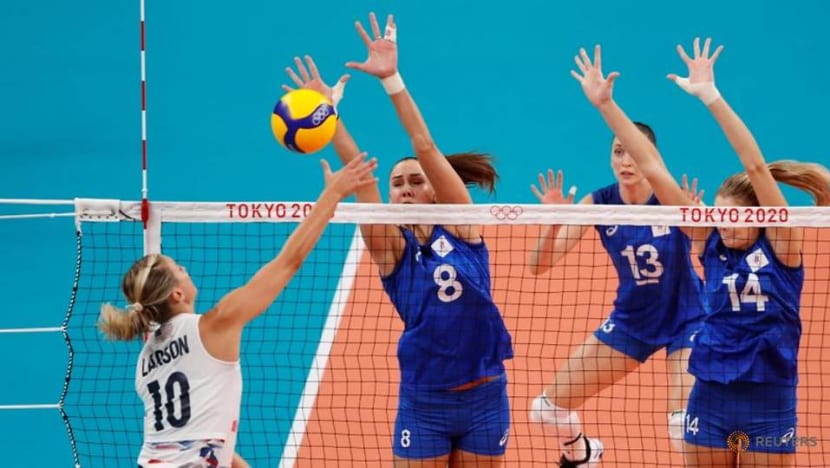 Olympics-Volleyball-US crushed by ROC after losing Thompson to injury