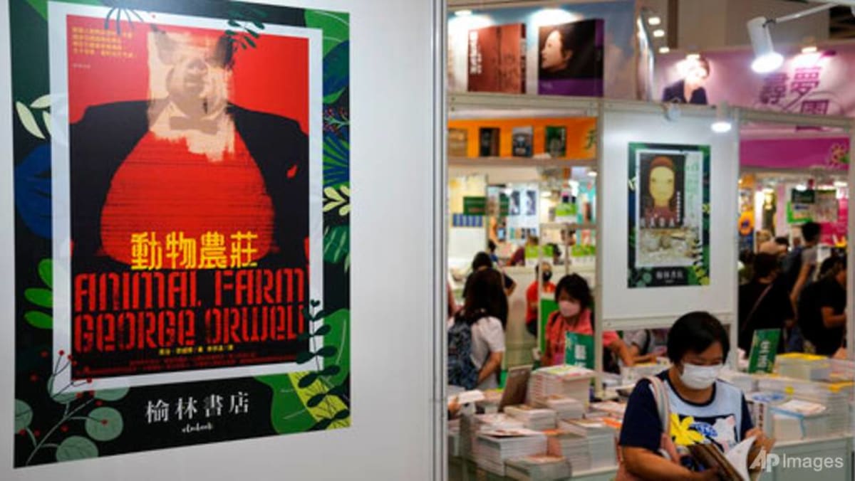 Pameran buku di Hong Kong menampilkan sensor mandiri dan jumlah buku yang lebih sedikit