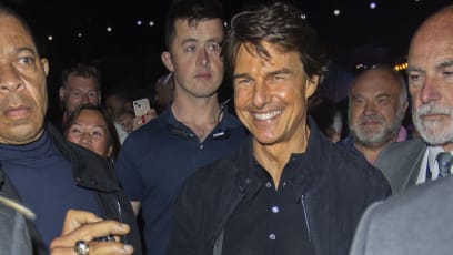 Tom Cruise Celebrates 60th Birthday Singing And Dancing At Adele Concert
