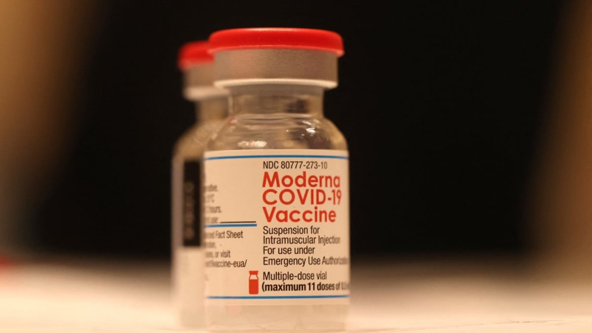 Vaksin bivalen Moderna/Spikevax memiliki profil keamanan yang sama dengan dosis asli: Ong Ye Kung
