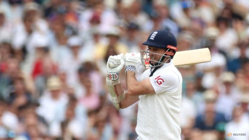 England bowled out for 141 by New Zealand in their first innings England bowled out for 141 by New Zealand in their first innings