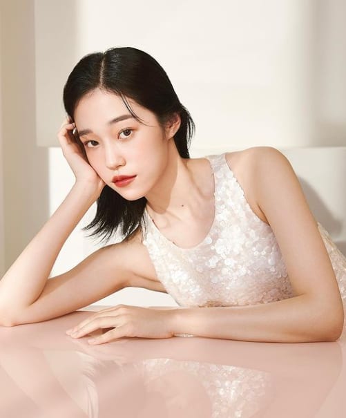 Лицо актрисы Ро Юн Со — идеальный «шаблон» для желающих сделать пластическую операцию