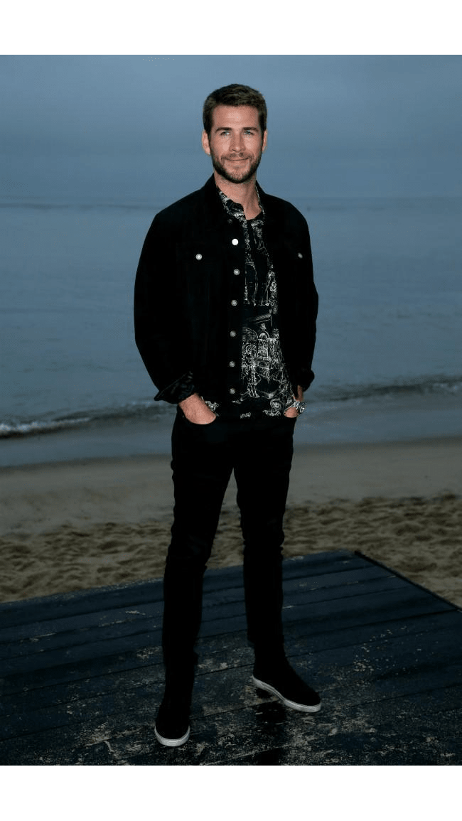 Happy Birthday, Liam Hemsworth! - 8 Days