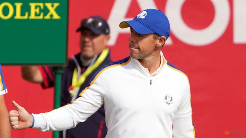 Emotional McIlroy earns Ryder Cup point, too little too late Emotional McIlroy earns Ryder Cup point, too little too late