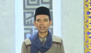 Indonesian preacher Abdul Somad Batubara, known for 'extremist and segregationist' teachings, denied entry into Singapore: MHA