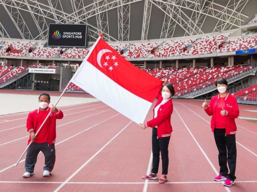 (From left) Minister for Culture, Community and Youth Edwin Tong, flagbearer Muhammad Diroy Noordin, chef de mission Shirley Low and Singapore National Paralympic Council chairperson Teo-Koh Sock Miang. (From left) Minister for Culture, Community and Youth Edwin Tong, flagbearer Muhammad Diroy Noordin, chef de mission Shirley Low and Singapore National Paralympic Council chairperson Teo-Koh Sock Miang.
