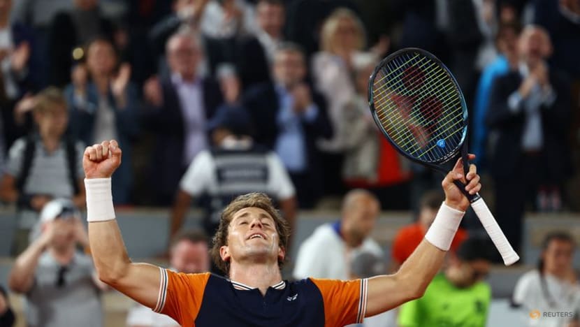 Norway's Ruud battles past Rune again to book French Open last four spot