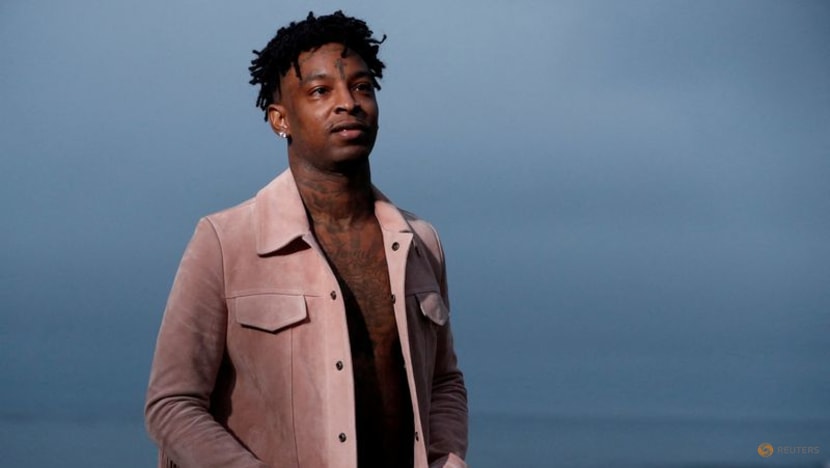 Drake, 21 Savage agree not to use 'Vogue' trademarks to promote No. 1 album Drake, 21 Savage agree not to use 'Vogue' trademarks to promote No. 1 album