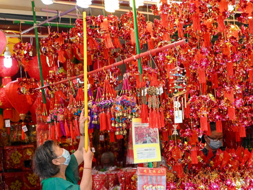 Group sizes for dining in, daily household visits in Singapore to remain at 5 for Chinese New Year