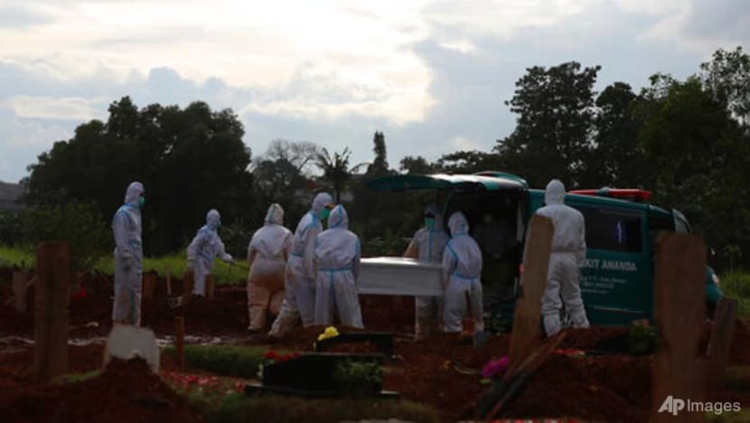 Indonesia reports record 14,518 new coronavirus cases Indonesia reports record 14,518 new coronavirus cases