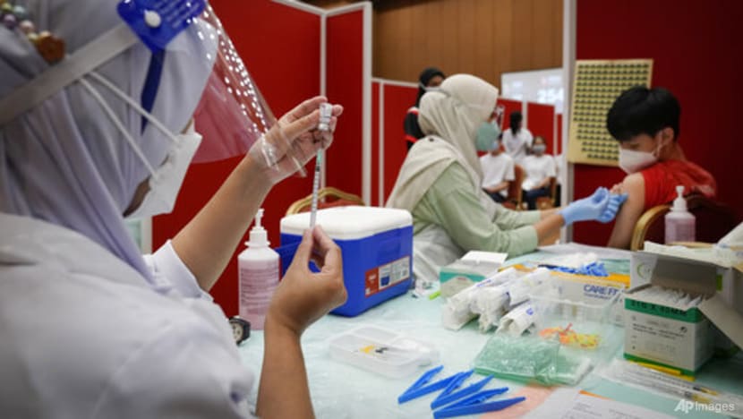 More than 400,000 under-18s in Malaysia infected with COVID-19 this year: Khairy 