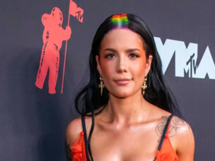 Singer Halsey pregnant with 1st child, shares photos of baby bump