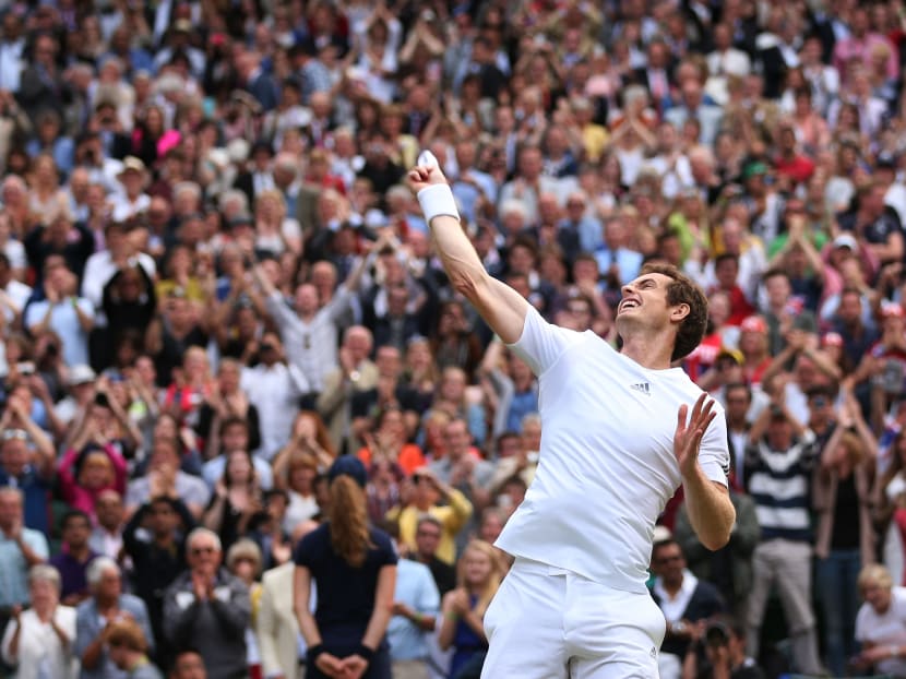 Murray survives 5-setter to reach Wimbledon semis