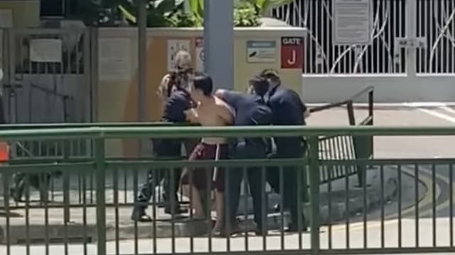 36岁半裸男子 精神健康法令下被捕