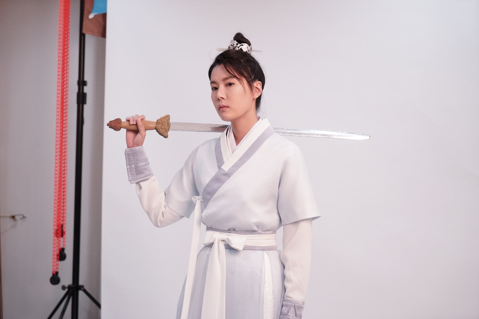 Carrie Wong Says She Would Rather Go Back To The Past Than Travel To The Future Carrie Wong Says She Would Rather Go Back To The Past Than Travel To The Future