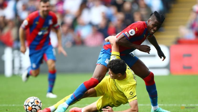 Soccer-Palace held by Brentford in goalless stalemate Soccer-Palace held by Brentford in goalless stalemate