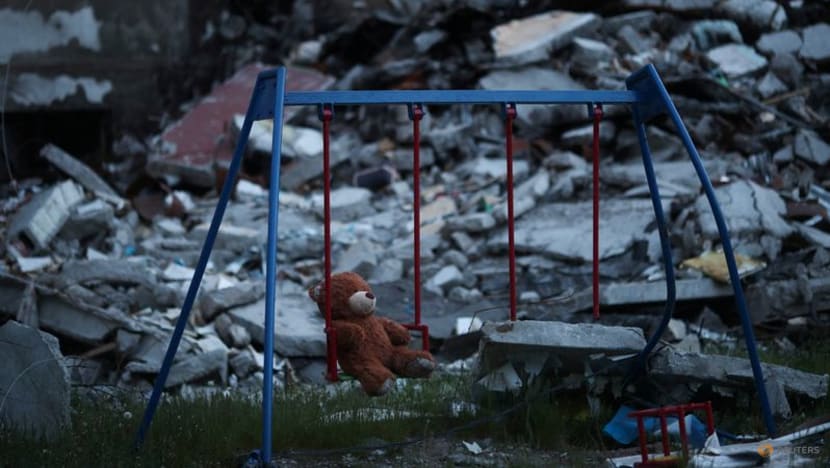 Human Rights Watch documents 'apparent war crimes' by Russia in Ukraine Human Rights Watch documents 'apparent war crimes' by Russia in Ukraine