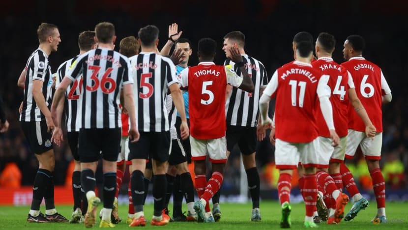 Leaders Arsenal held by rock-solid Newcastle Leaders Arsenal held by rock-solid Newcastle