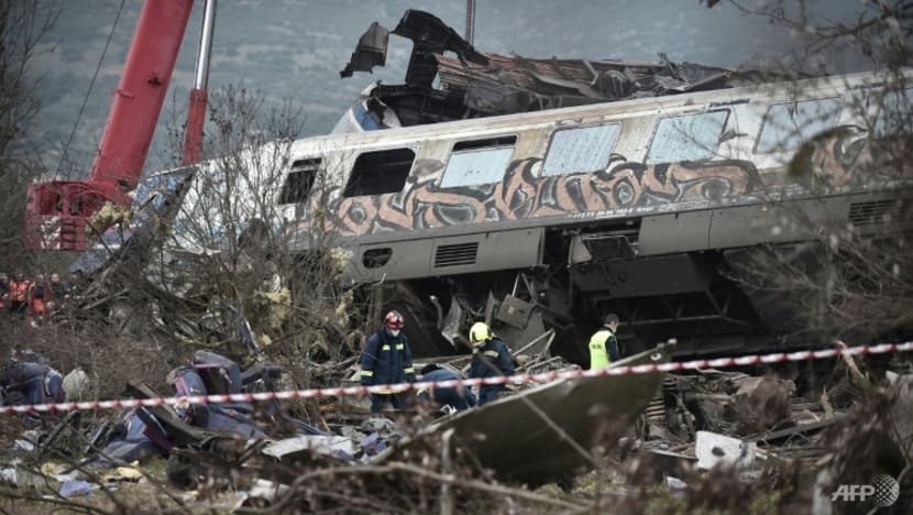 Greek PM blames 'tragic human error' for train collision Greek PM blames 'tragic human error' for train collision