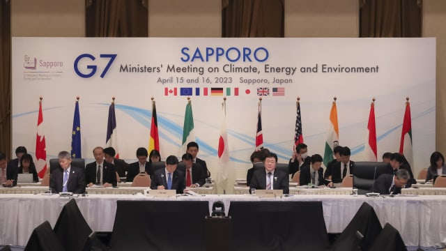 七国集团部长同意加速开发洁净能源和淘汰化石燃 