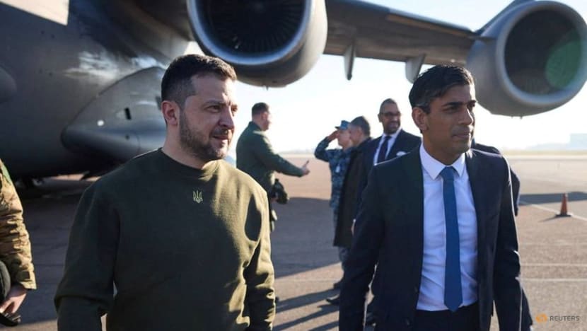 Ukraine's Zelenskyy arrives in Britain seeking more arms against Russia Ukraine's Zelenskyy arrives in Britain seeking more arms against Russia