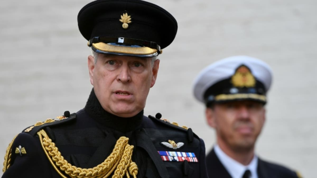 Penuduh Pangeran Andrew setuju untuk tidak menuntut ‘terdakwa lain’ dalam kesepakatan Epstein