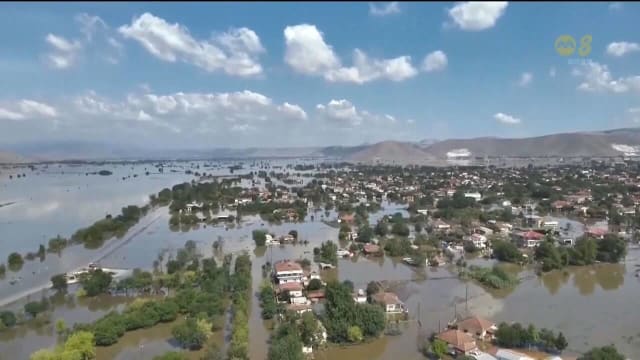 希腊中部地区洪灾 死亡人数升到至少十人