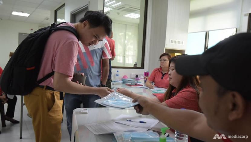 COVID-19 outbreak: 67% of Singaporean households have collected face masks COVID-19 outbreak: 67% of Singaporean households have collected face masks