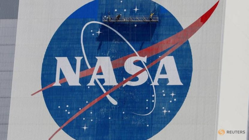 NASA encourages the use of commercial companies for space -White House