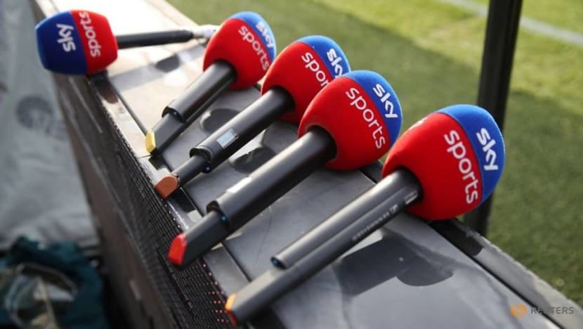 Football: Premier League clubs renew UK TV deals, skip auction Football: Premier League clubs renew UK TV deals, skip auction