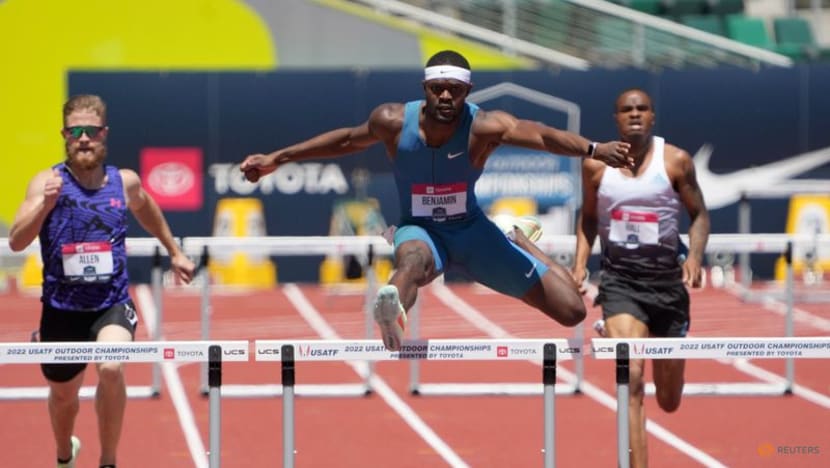Lyles overcomes teenager Knighton, Steiner stuns rivals to win 200m