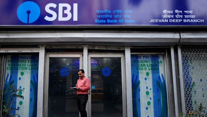 Moody's upgrades ratings on 3 Indian state-run banks, affirms SBI at Baa3
