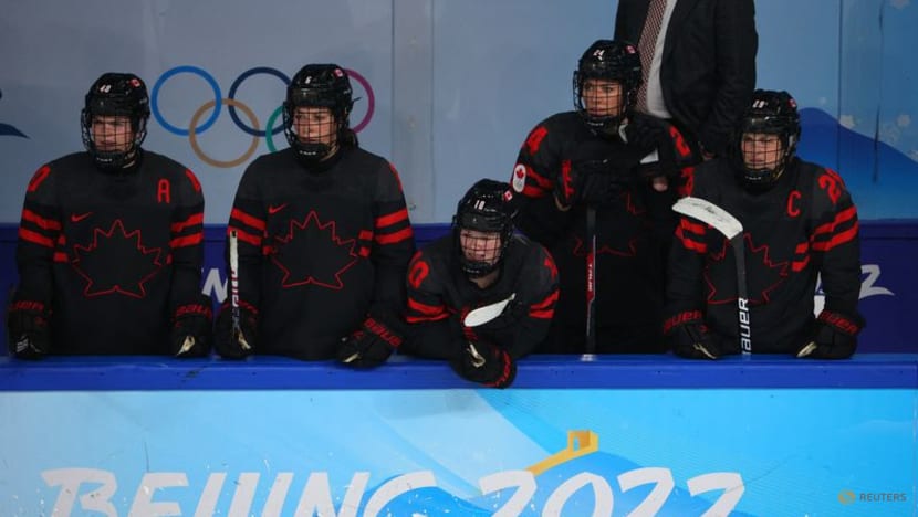 Ice hockey: Semi-final challengers hope to crash US-Canada party Ice hockey: Semi-final challengers hope to crash US-Canada party