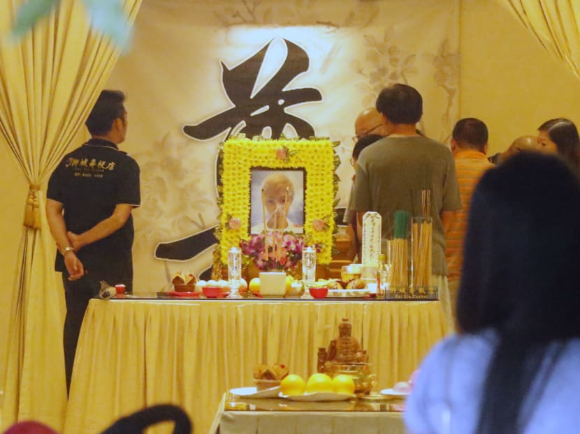 Ong was cremated at Mandai Crematorium on Friday afternoon, less than 24 hours after the accident, while Ang’s loved ones gathered at a funeral parlour in Sin Ming in the evening for his wake. Photo: Ernest Chua/TODAY