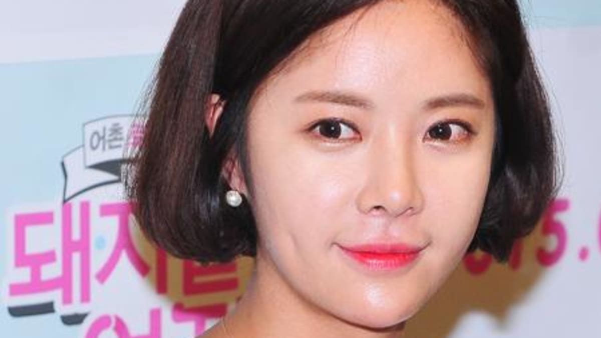 Hwang Jung Eum to Marry Boyfriend Lee Young Don on Feb. 26 - 8days