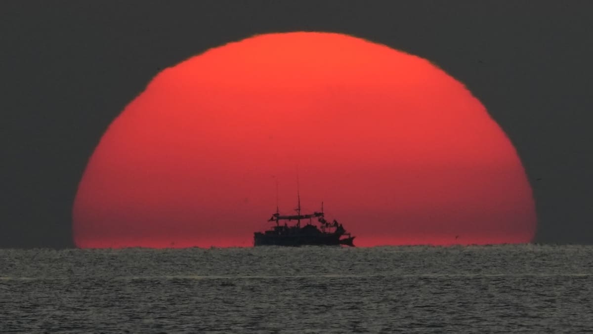 Key issues up for discussion at ASEAN Summit include code of conduct on South China Sea